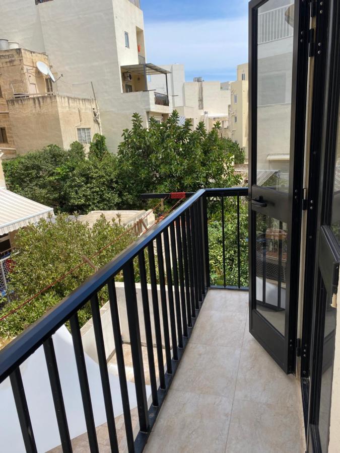 Gzira Centre Apartment Buitenkant foto